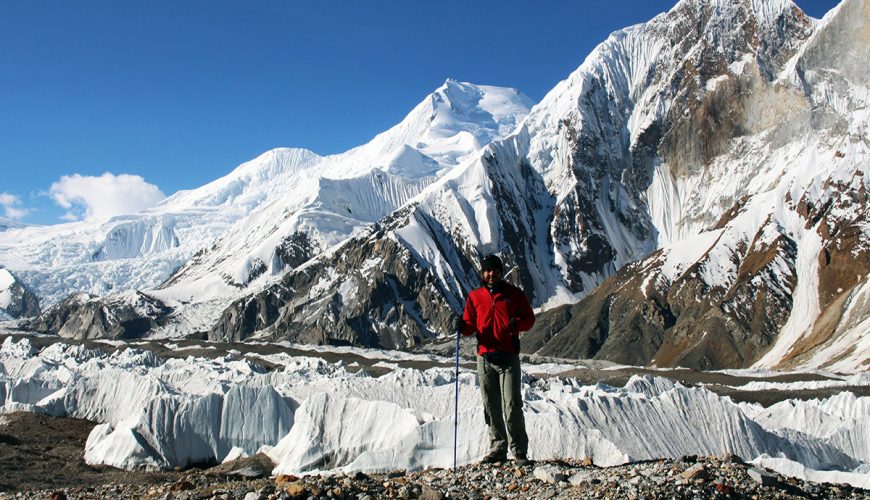 Chogolisa (7,665m) Expedition