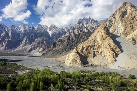 Gondogoro La Trek, Deosai & Fairy Meadow, K2, Rent a Car & Jeep Rentals  Services in Valley Skardu,Gilgit Hunza Pakistan